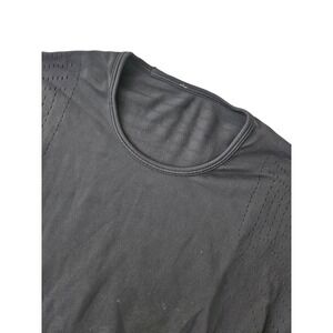 Lululemon Swiftly Tech Short Sleeve Shirt Black Mesh Knit Women XS 4 Black